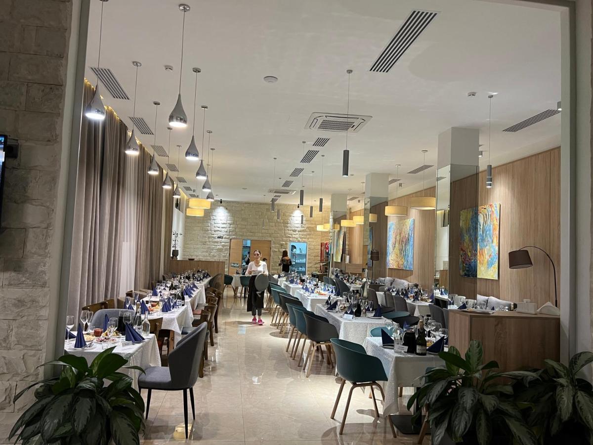 Abaash Hotel Afon New Athos Exterior photo